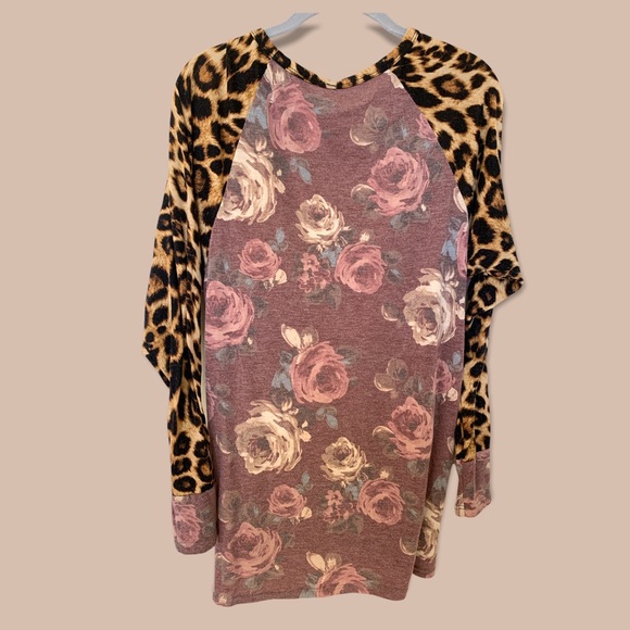 M2D Animal Print & Rose Floral Long Sleeve Top Cheetah Leopard Large - Picture 5 of 7